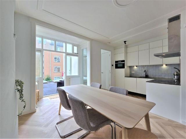 Appartement te huur in Zuid, Amsterdam