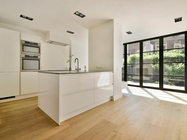 Appartement te huur in Zuid, Amsterdam