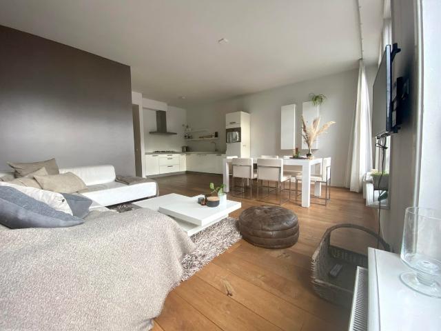 Appartement te huur in Zuid, Amsterdam