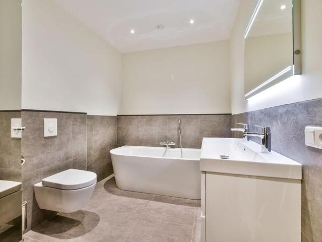 Appartement te huur in Zuid, Amsterdam