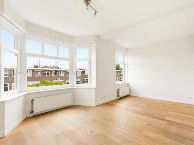Appartement te huur in Zuid, Amsterdam