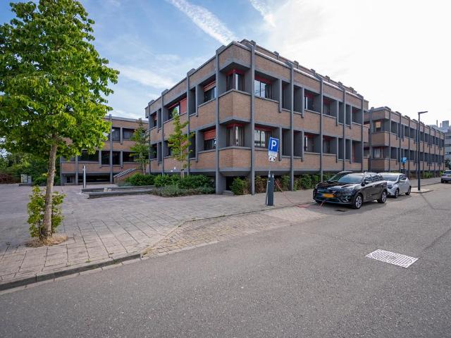 Appartement te huur in De Mors, Leiden