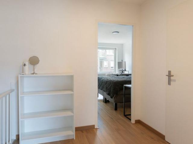 Appartement te huur in Waterland, Spijkenisse