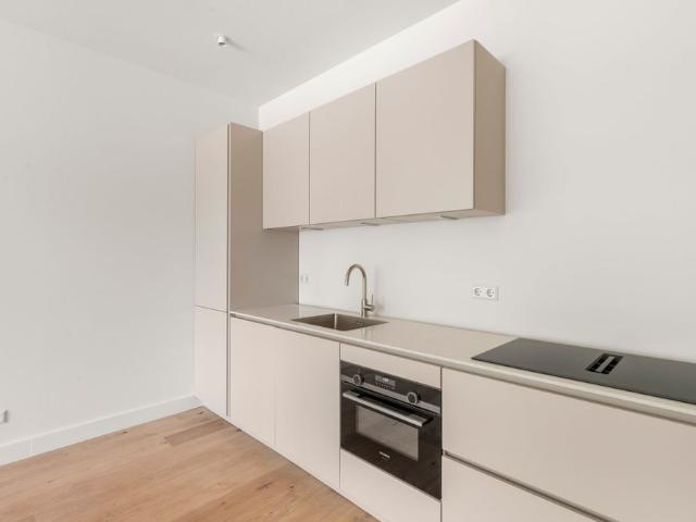 Appartement te huur in Zuid, Amsterdam