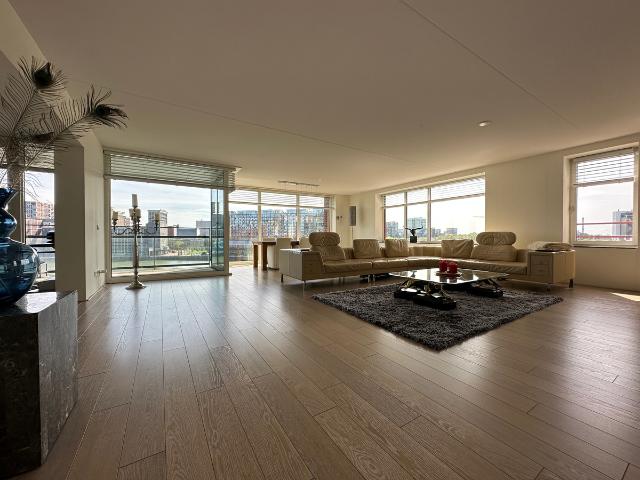 Appartement te huur in Kop van Zuid, Rotterdam