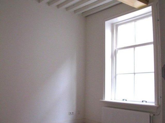 Appartement te huur in Binnenstad, Delft