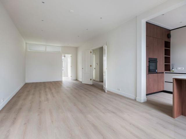 Appartement te huur in Zuid, Amsterdam