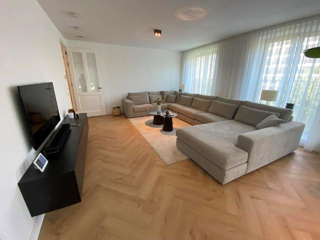 Appartement te huur in Sloten, Amsterdam