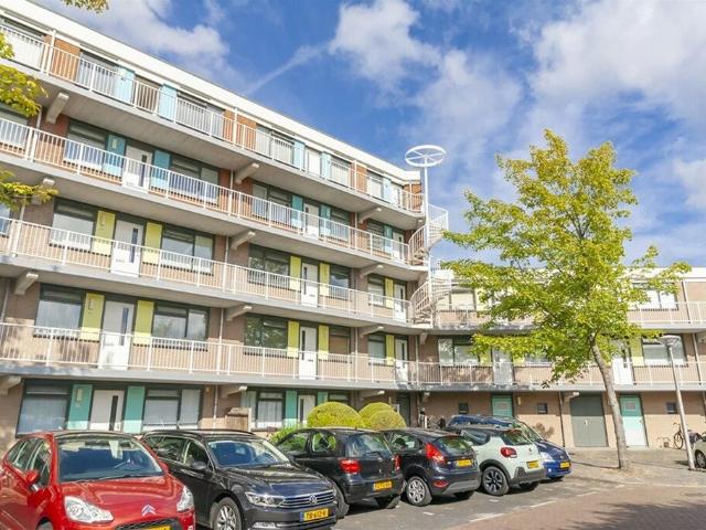 Appartement te huur in Westwijk, Amstelveen