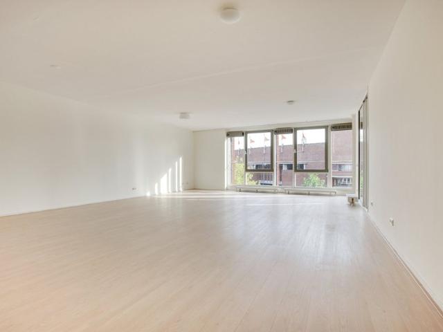Appartement te huur in Zuid, Amsterdam