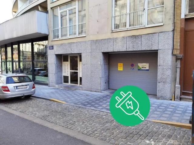 Garage location à Quartier des Libertés - Vrijheidswijk, Bruxelles - Brussel