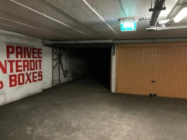 Garage location à Brussel, Bruxelles