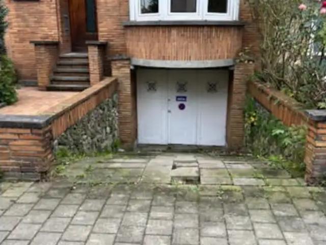 Garage location à Brussel, Bruxelles