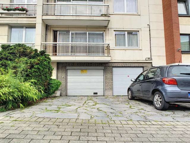 Garage location à Brussel, Bruxelles