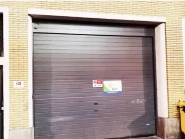 Garage location à Saint-Gilles - Sint-Gillis, Brussel-Hoofdstad - Bruxelles-Capitale