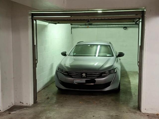 Garage location à Sint-pieters-woluwe, Bruxelles