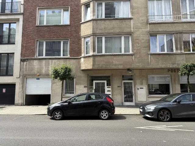 Garage location à Uccle, Bruxelles
