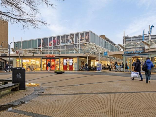 Appartement te huur in Winkelcentrum De Julianabaan, Voorburg