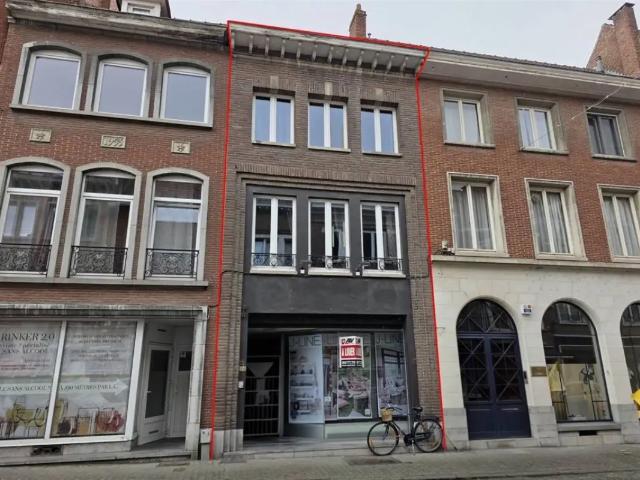 Local Commercial location à Brunehaut, Wallonie