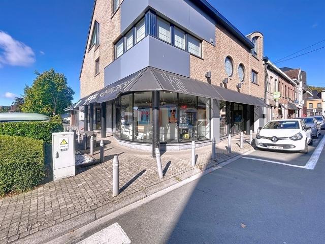 Local Commercial location à Mouscron, Wallonie