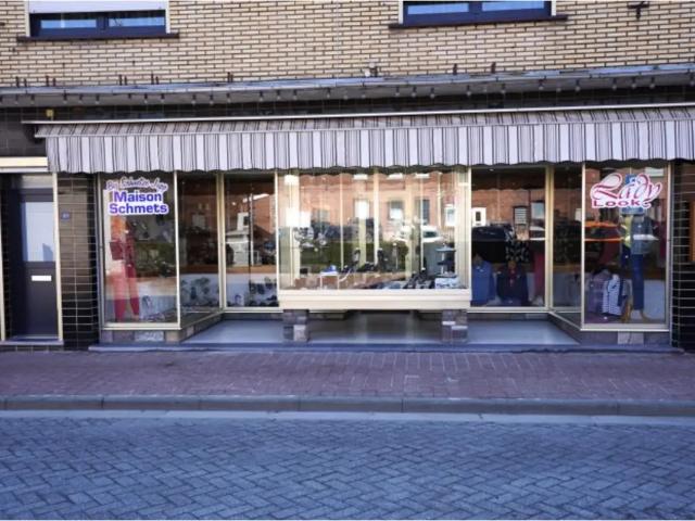 Local Commercial location à Kelmis, Wallonie