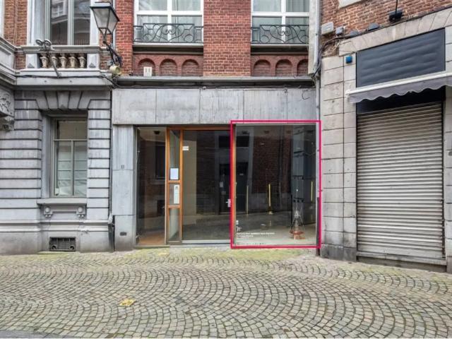 Local Commercial location à Liège, Wallonie
