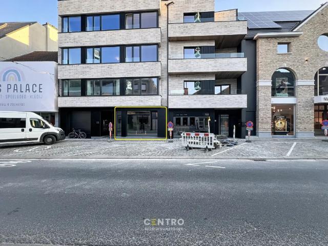 Local Commercial location à Roeselare, West-Vlaanderen