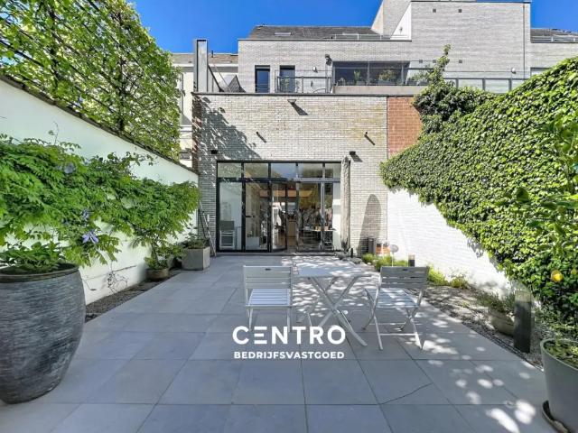 Local Commercial location à Roeselare, West-Vlaanderen