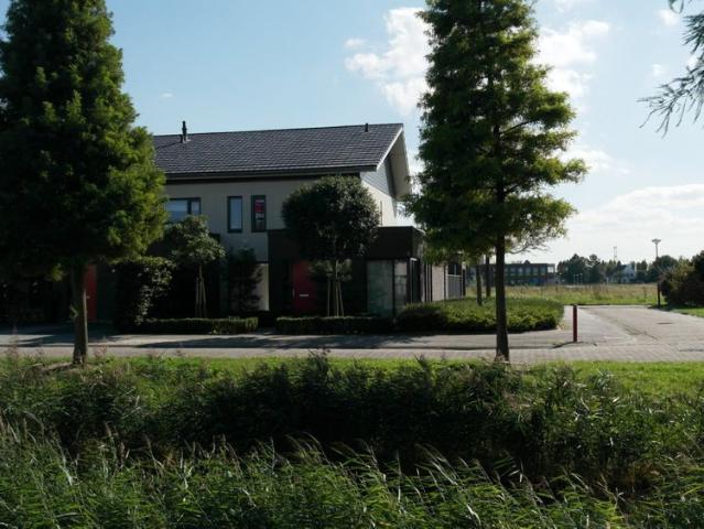 Appartement te huur in Poortwijk, Oud-beijerland