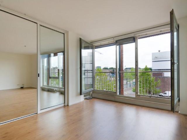 Appartement te huur in Zuid, Amsterdam