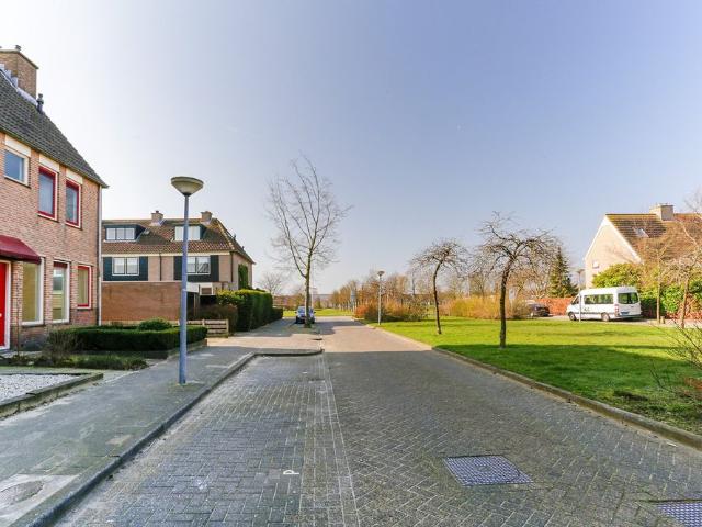 Appartement te huur in Huizen, Noord Holland