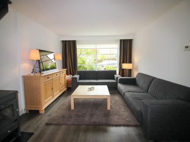 Woning te huur in Nieuw-Loosdrecht, Loosdrecht