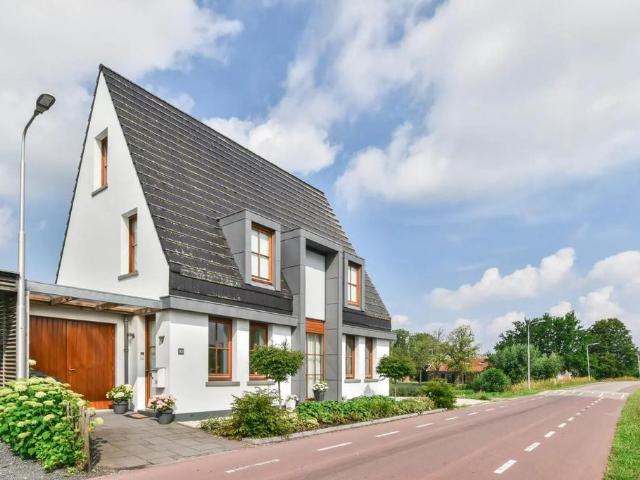 Woning te huur in Nes Aan De Amstel, Noord Holland
