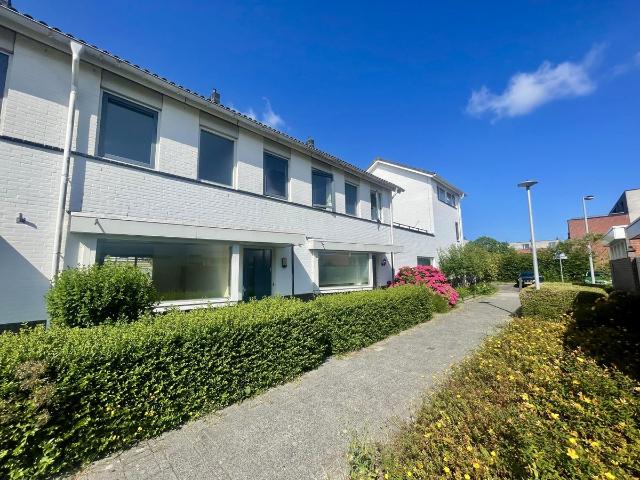 Woning te huur in Velden, Zuid Holland