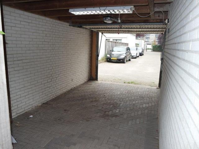 Landhuis te huur in Eindhoven, Rochusbuurt