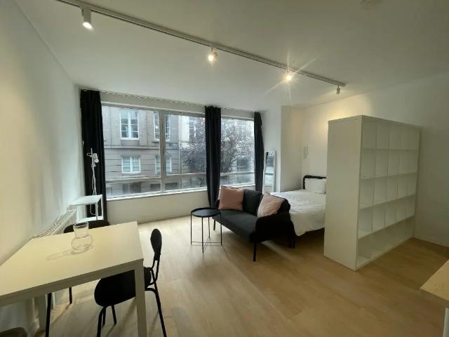 Maison location à Saint-Gilles - Sint-Gillis, Brussel-Hoofdstad - Bruxelles-Capitale