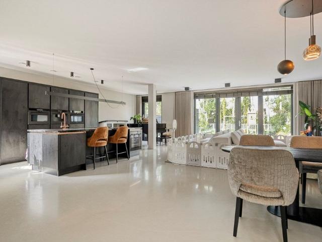 Woning te huur in 's-Gravenland, Rotterdam