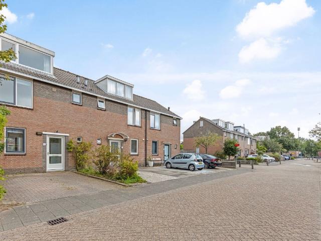 Woning te huur in Oegstgeest, Zuid Holland