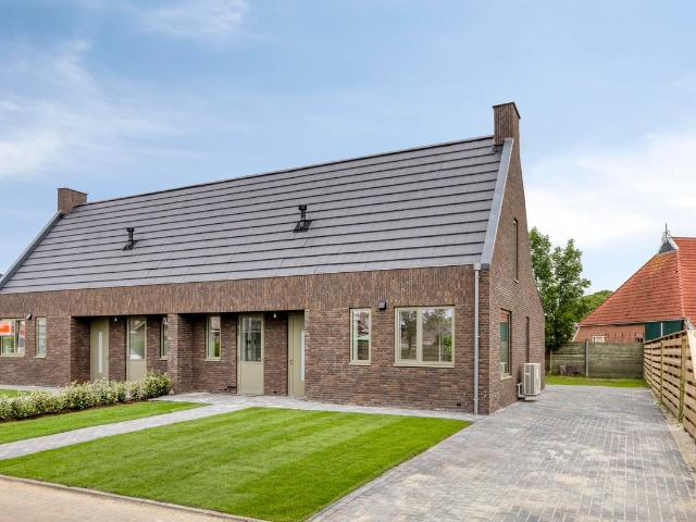 Woning te huur in Munnekezijl, Friesland