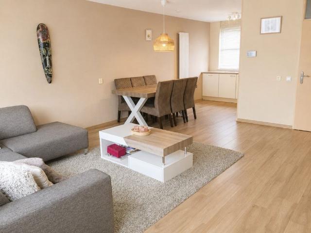 Woning te huur in Hellevoetsluis, Zuid Holland