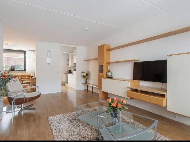 Woning te huur in Hendrik-ido-ambacht, Zuid Holland