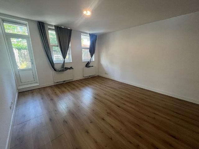Woning te huur in Bloemhof, Rotterdam