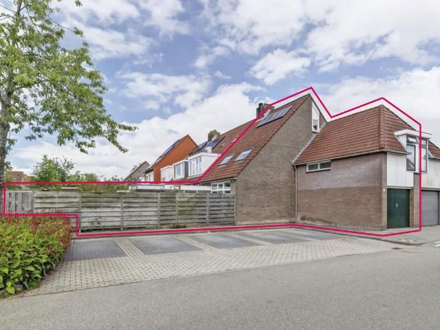 Woning te huur in Haastrecht, Zuid Holland