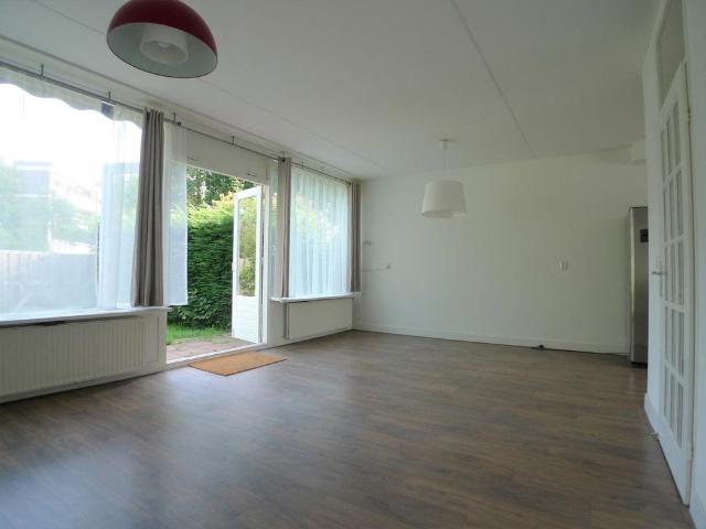 Woning te huur in Voorburg, Essesteijn