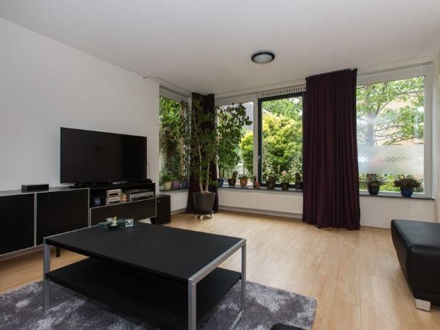 Woning te huur in Schilderswijk, Zuid Holland
