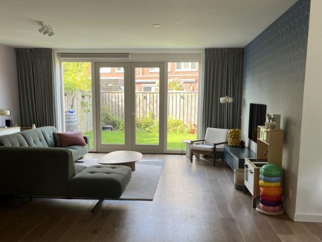 Woning te huur in Kleinpolder, Rotterdam