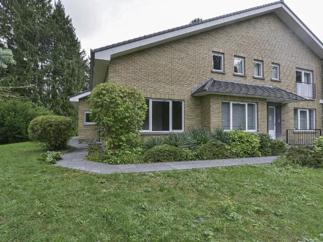 Maison location à Woluwe-Saint-Lambert - Sint-Lambrechts-Woluwe, Brussel-Hoofdstad - Bruxelles-Capitale