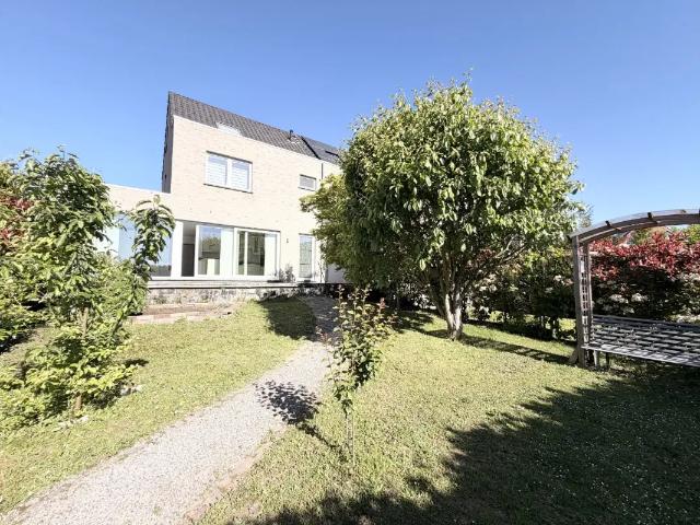 Maison location à Woluwe-saint-etienne, Brabant