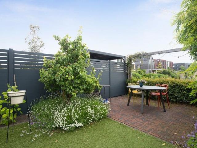 Woning te huur in Zestienhoven, Rotterdam