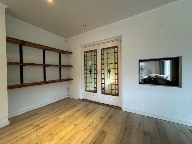 Woning te huur in Strijen, Oosterhout